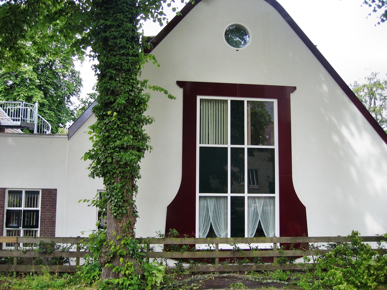 Haus-seitlich